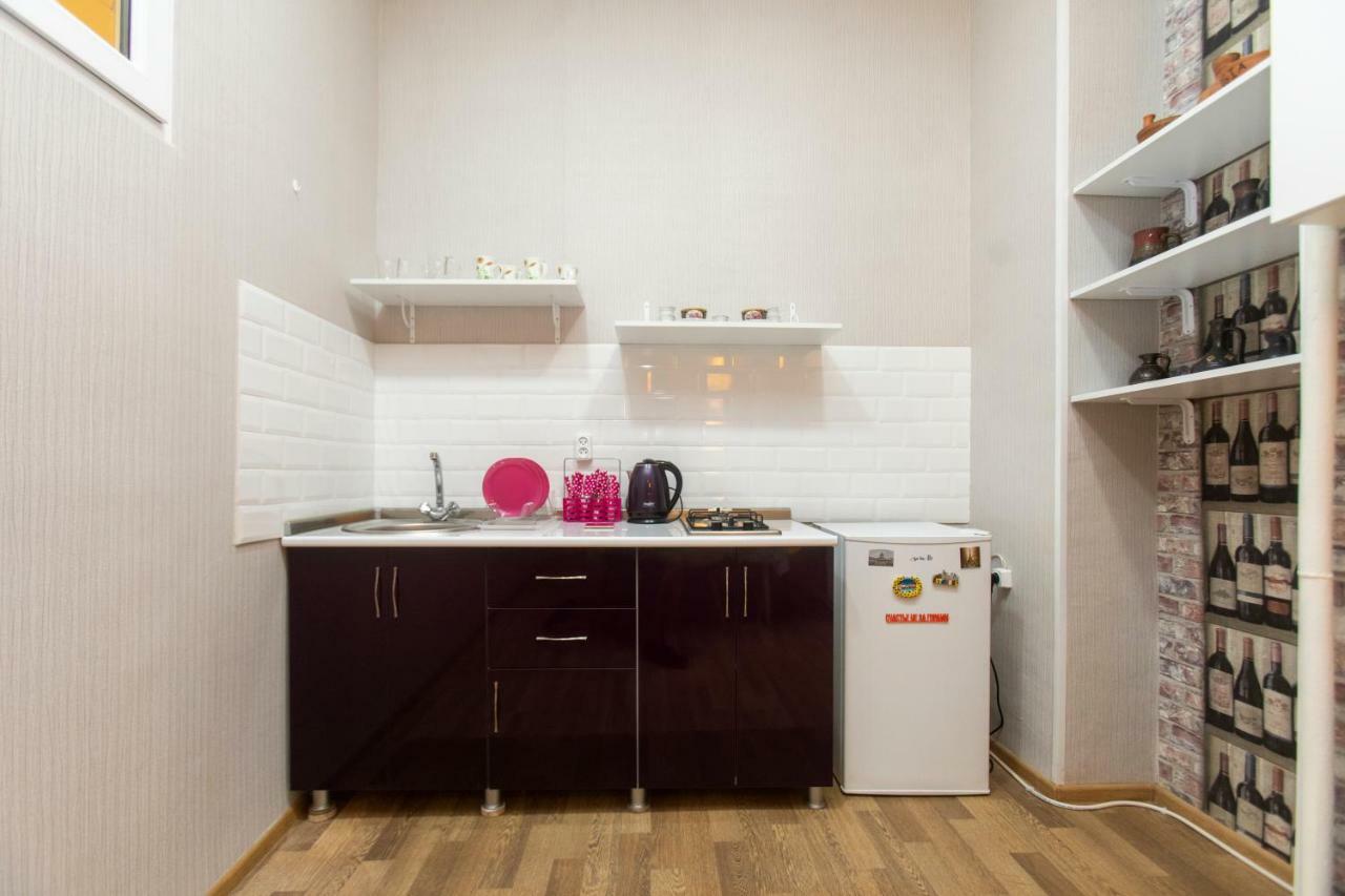 Minimalist Studio Walking Distance To City Centre Lejlighed Tbilisi Eksteriør billede